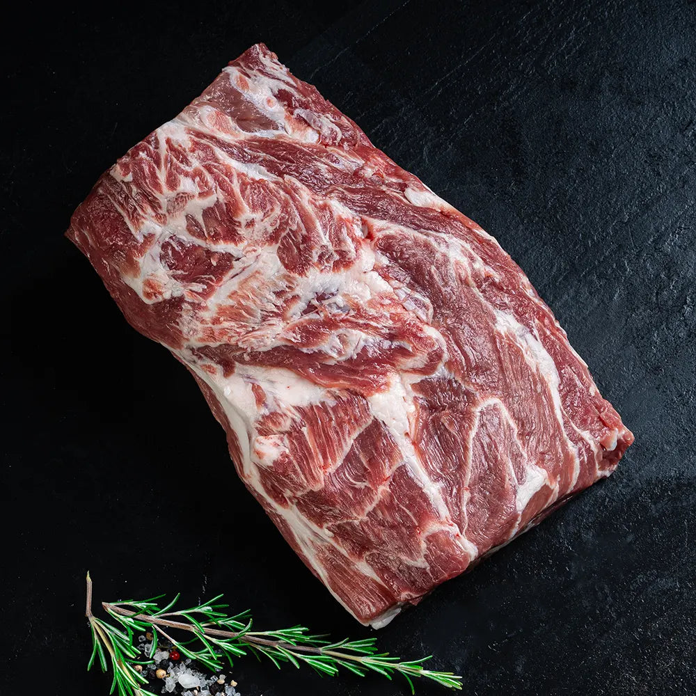 Kammbraten vom Duroc Strohschwein