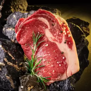 Dry Aged Rib Eye Steak | Entrecôte vom Burgstädter Angus von oben